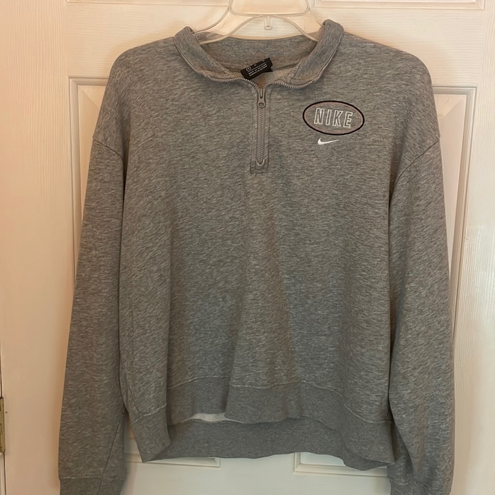 Nike sweatshirt
